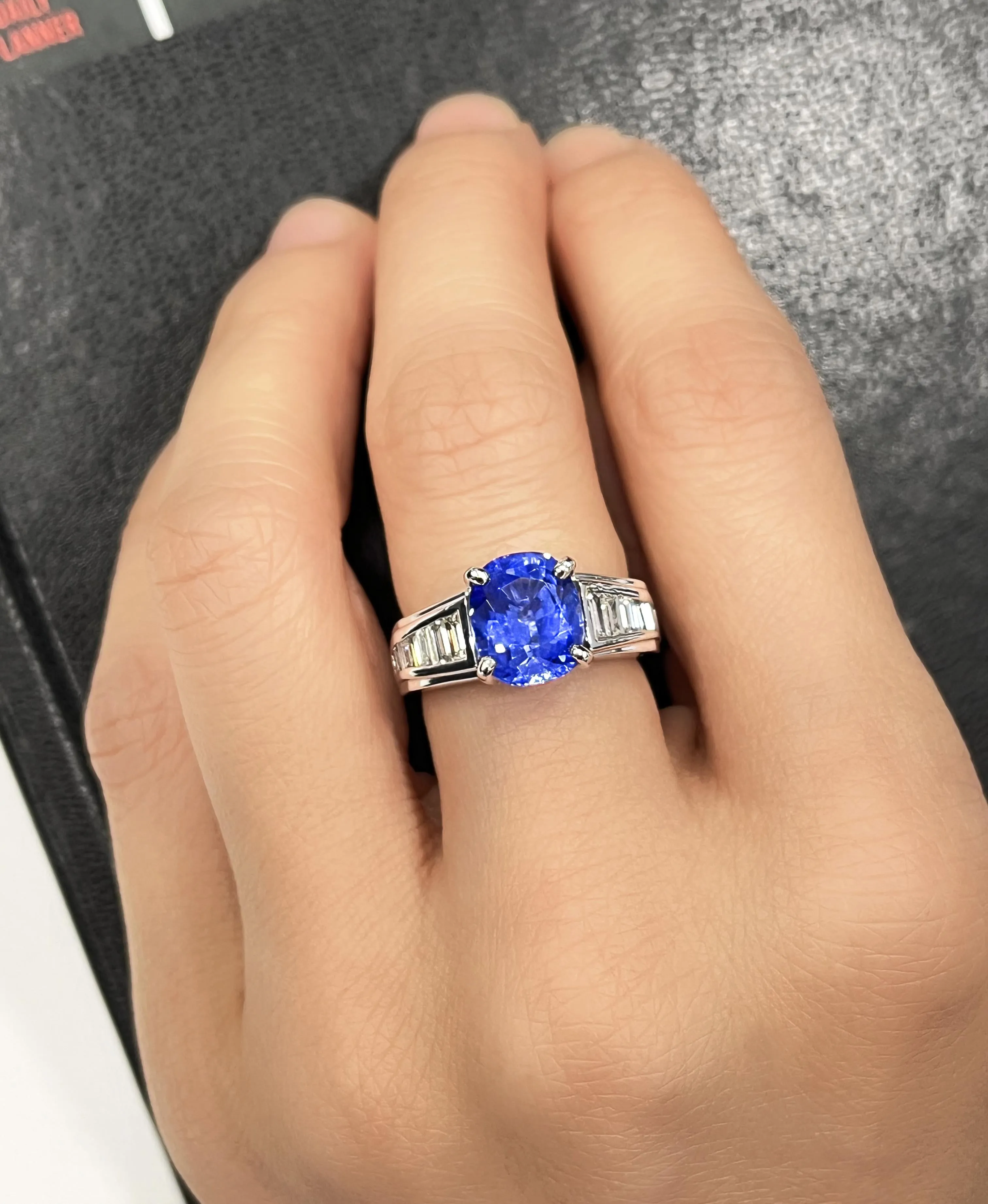 4.71 Carat Oval Cut Sri Lanka Sapphire and Diamond 18K White Gold Ring