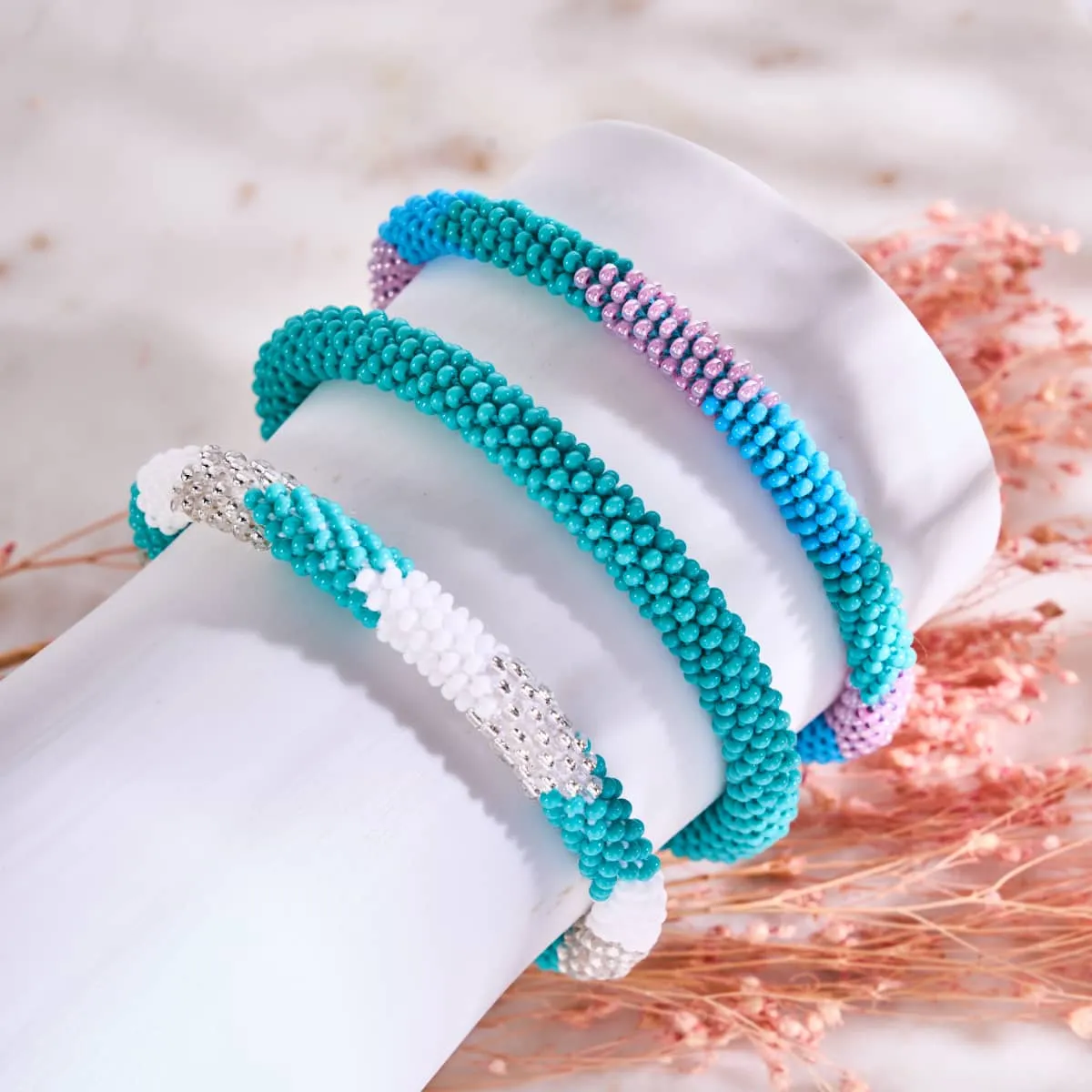 Cerulean | Himalayan Glass Bead Bracelet