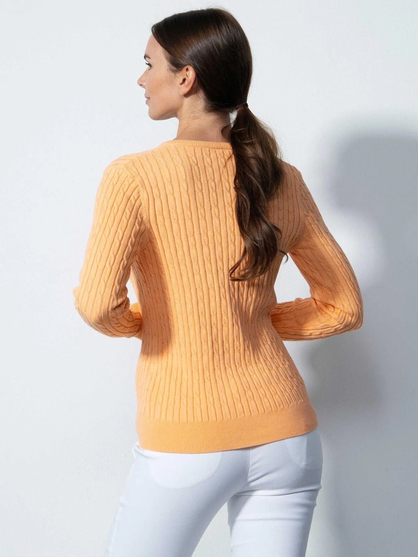 Daily Sports - Madelene V-neck Pullover