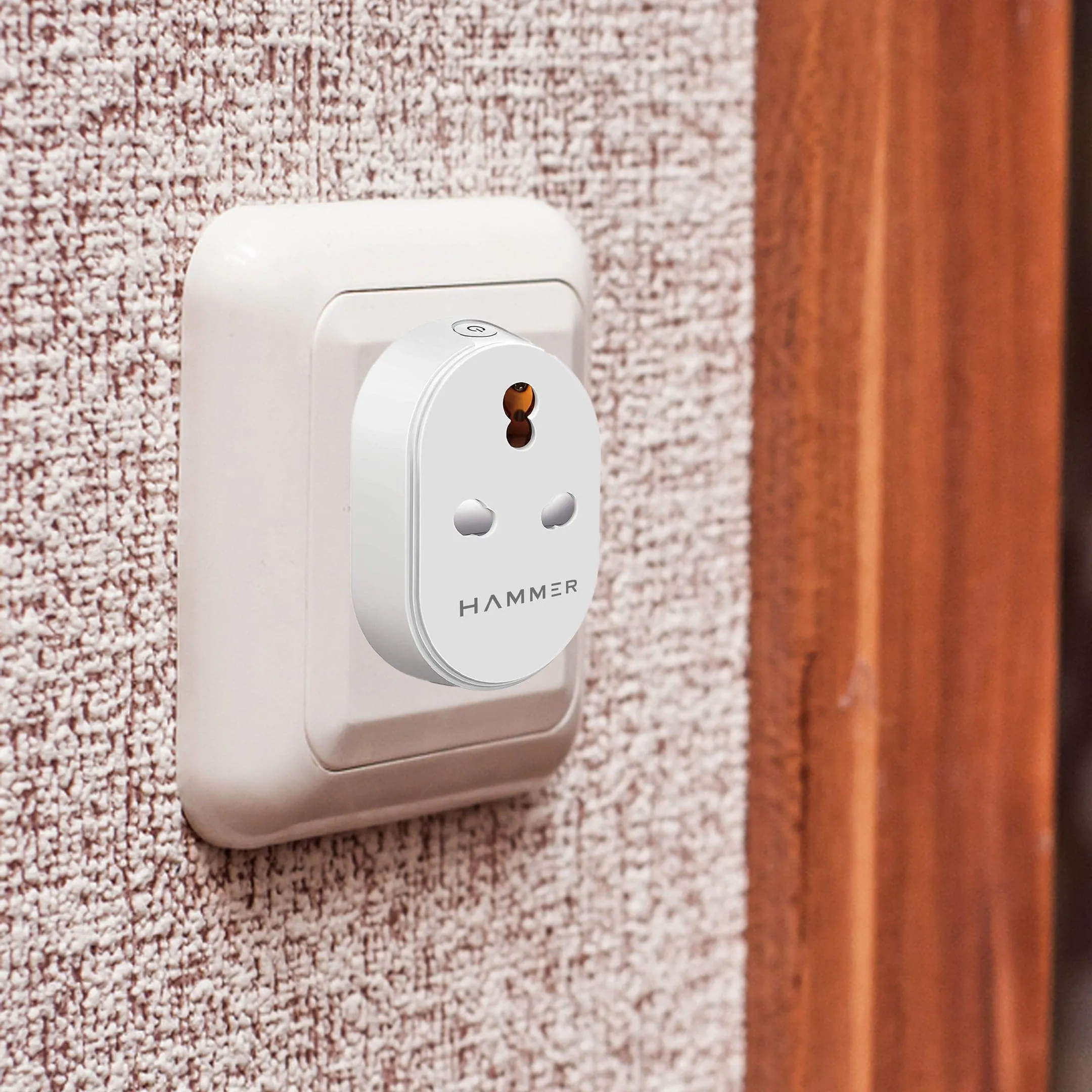 Hammer Smart Plug with Wifi and Voice Control System